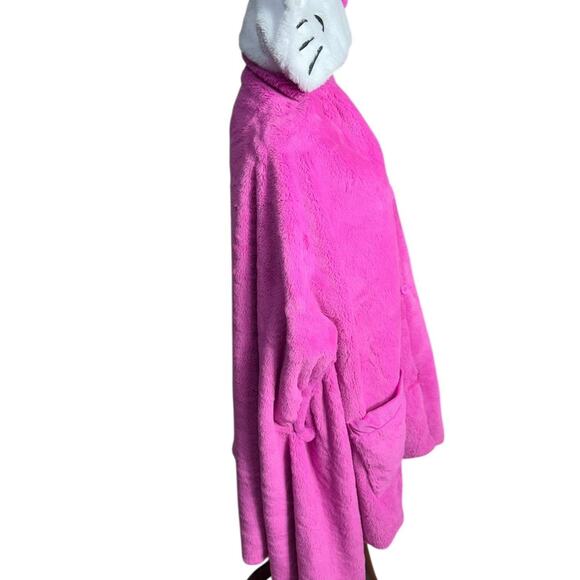 Hello Kitty Pink Plush Wearable Blanket Cape w/ Hood & Pockets – Sanrio 2024 - Picture 3 of 8